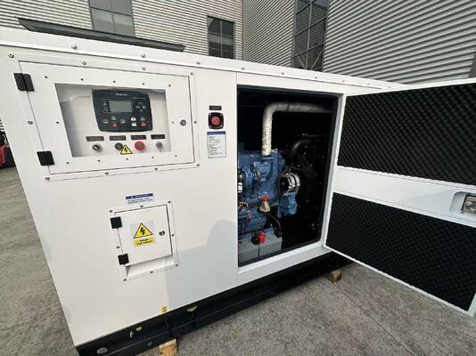 62.5KVA Yuchai Engine Silent Type Diesel Generator Set cho các giải pháp năng lượng đáng tin cậy