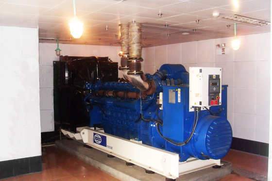 Giá tốt. Các máy phát điện diesel SDEC loại mở / im lặng 625kVA đặt tốc độ 1500rpm trực tuyến